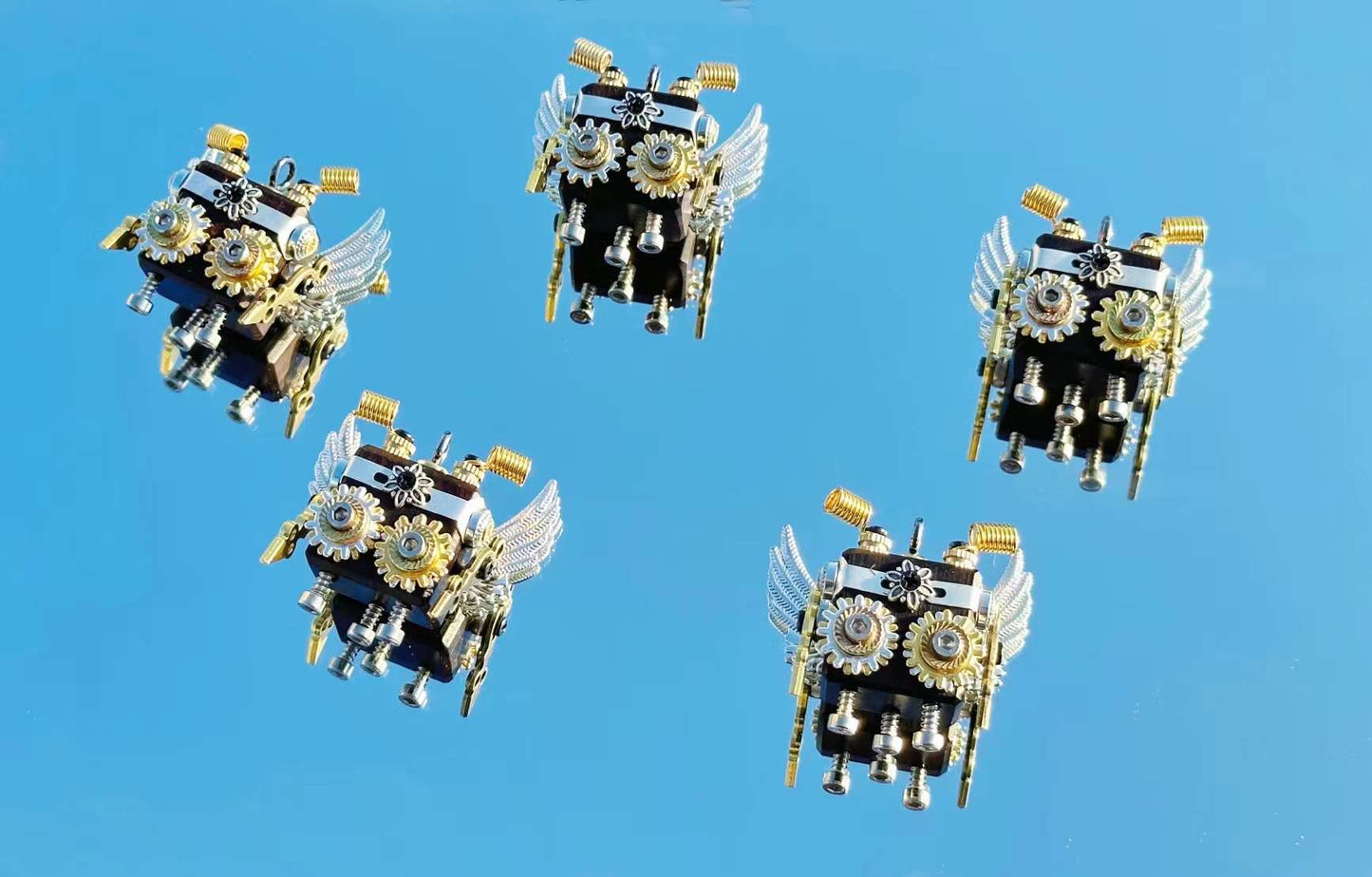 Handmade Mini Robot Pendant/Charms - Steampunk Golden Wings Design | Necklace, Keyring, Creative Gift