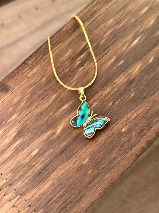 Natural Abalone Shell Pendant Necklace Stainless Steel