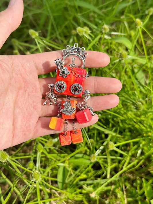 Handmade Mini Robot Pendant/Charms - Steampunk Bohemian Queen Design | Necklace, Keychain, Creative Gift