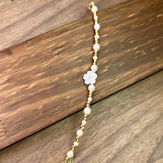 Handcrafted Natural Pearl Bracelet