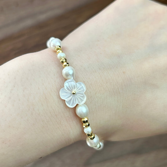 Handcrafted Natural Pearl Bracelet